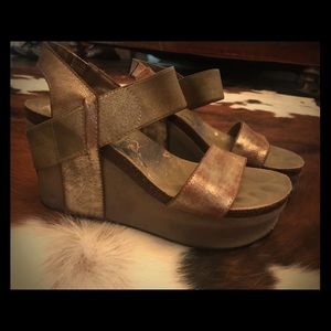 OTBT Gold & Bronze Platform Wedge
